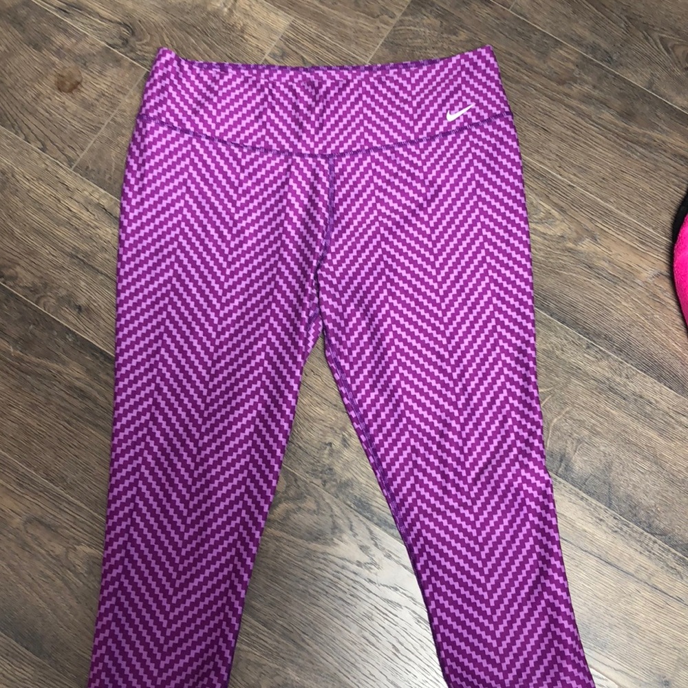 Nike Dri-fit crop athletic pants